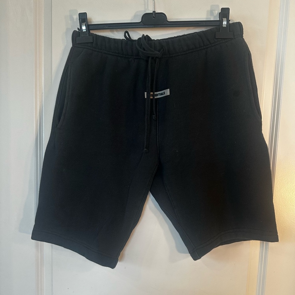 Essentials Fear Of God Black Fleece Drawstring Sweat Shorts, Small
